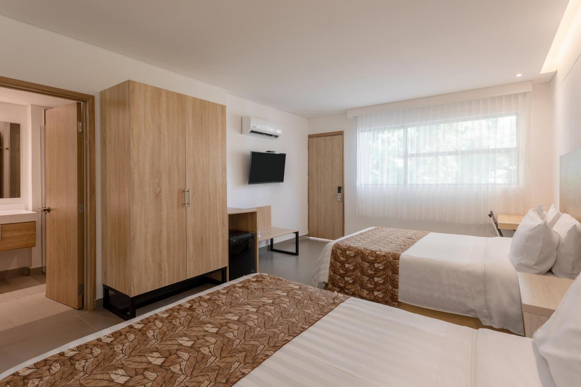 Ghl Hotel Club El Puente Girardot Esterno foto